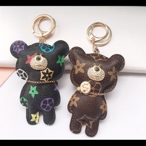 Bear keychain/brown